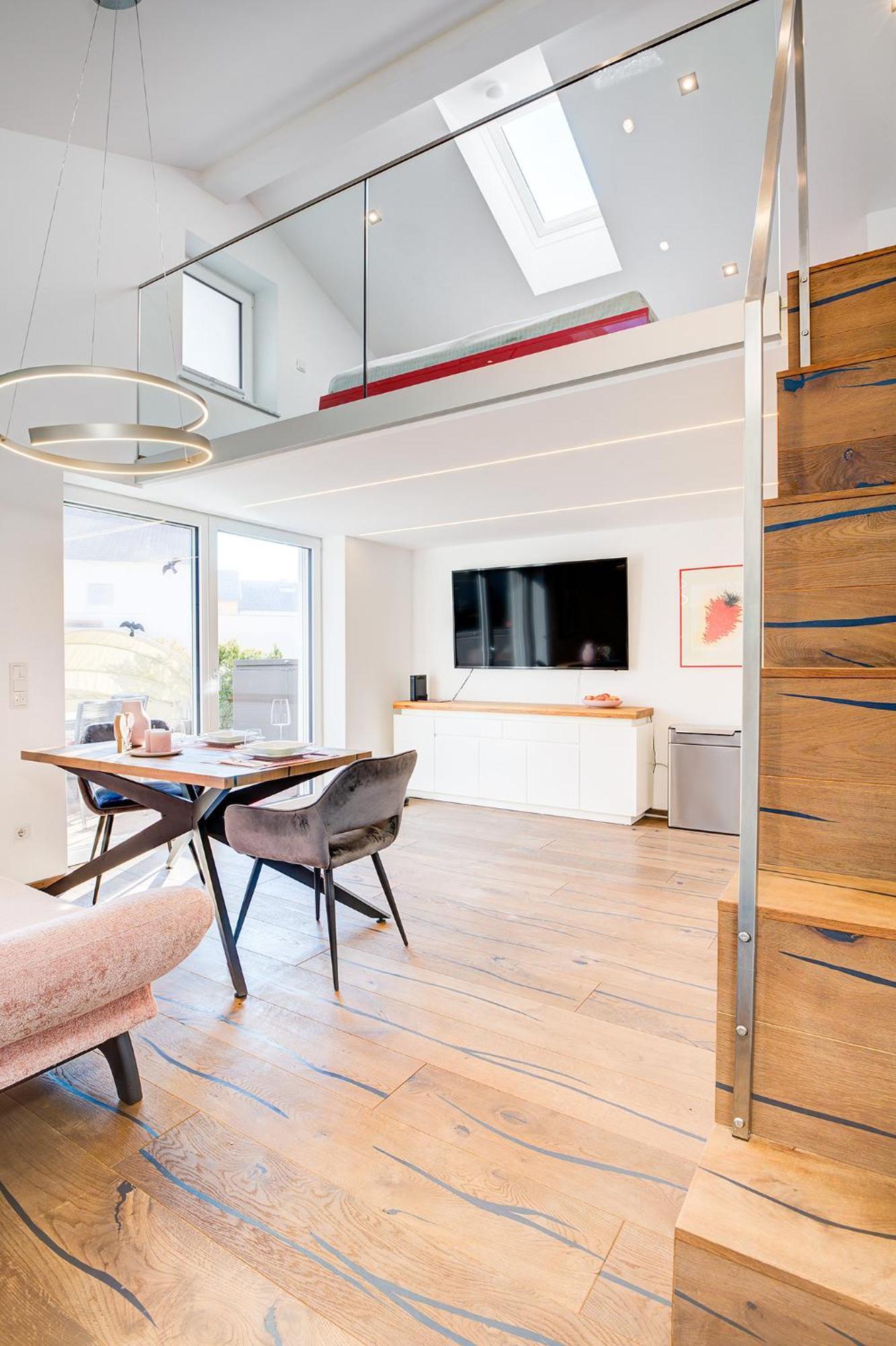Appartement Haus Am Weinberg à Seekirchen am Wallersee Extérieur photo